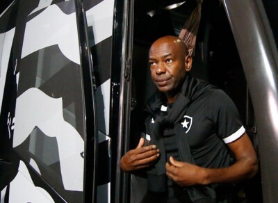 Técnico Claudio Caçapa no Botafogo
