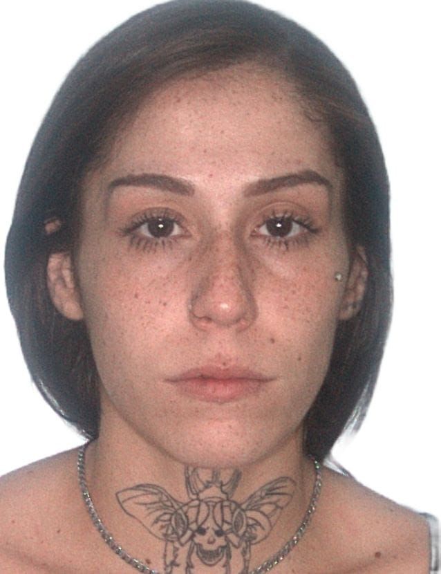 Emily Victoria Pereira, que completou 20 anos no último dia 17, morreu após ser atingida com uma facada no peito (Foto; PM)