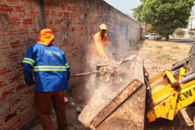 Goiânia recolhe 54 mil toneladas de lixo em locais irregulares por mês, em 2023