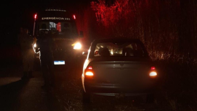 Bombeiros resgatam ciclista após colisão com carro em Luziânia