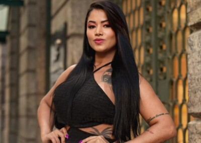 Miss Bumbum Goiás revela que vendeu vídeo depilando a axila por R$ 3 mil Bia Fernandes revelou outros pedidos que recebeu no Privacy