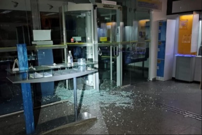 Banco alvo de criminosos (Foto: Reprodução)