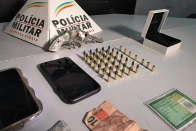 Amante tenta matar empresário e faz filha dele de refém em Minas Gerais Homem foi atingido por três dos sete tiros disparados pela mulher