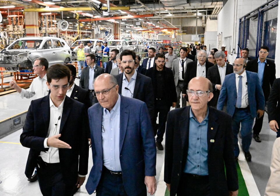 rubens-otoni-alckmin-montadora-anapolis