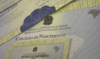 Certidão de nascimento (Foto: Agência Brasil)