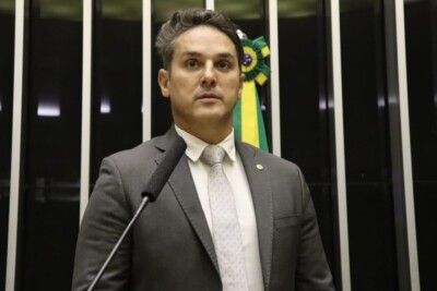 Presidente da CPI do MST diz que deixará Republicanos caso o partido entre no governo Lula