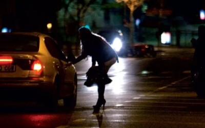 Prostitutas têm contas fechadas por bancos no Reino Unido e falam em perseguição Profissão é legalizada mas trabalhadoras falam de preconceito