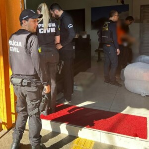 Empresas são investigadas por transporte clandestino de mercadorias para a Região da Rua 44 Agentes cumpriram mandados de busca e apreensão