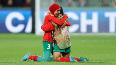 Jogadoras de Marrocos comemorando a classificação