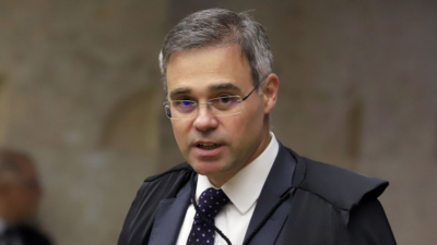 Mendonça vota para manter suspensão de leis que permitem ganhos de servidores acima do teto em Goiás