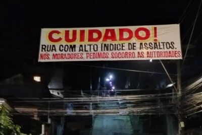 Moradores do Rio de Janeiro espalham faixas alertando sobre assaltos Ação foi alvo de críticas e os avisos foram retirados