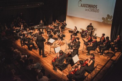 Orquestra Cajuzinhos do Cerrado faz concerto em homenagem ao Dia dos Pais em Goiânia