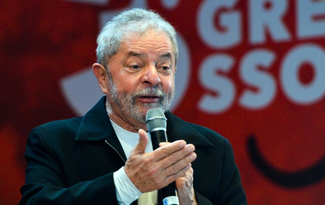 Lula passa por cirurgia para corrigir artrose no quadril nesta sexta-feira Procedimento será feito por quatro médicos