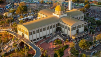 Festa do Divino: casal suspeito de aplicar golpes em Trindade é preso no MS Casal aplicou golpes contra mais de 20 pessoas