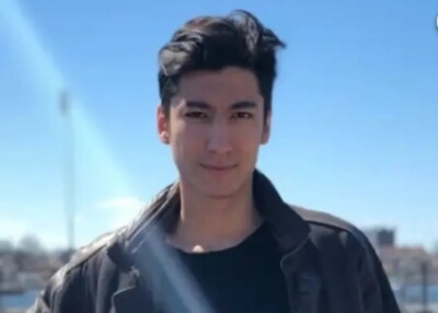 Ladrão é preso após reclamar com a polícia que a Mercedes de luxo que ele havia roubado tinha sido rebocada estacionamento em Nova York