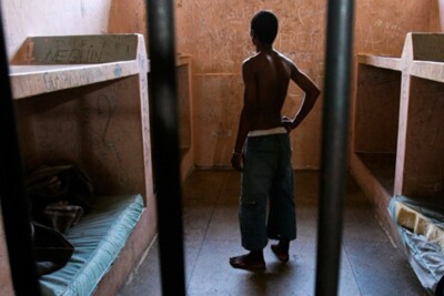 Caiado veta projeto que reconhece risco de atividade profissional de agentes socioeducativos