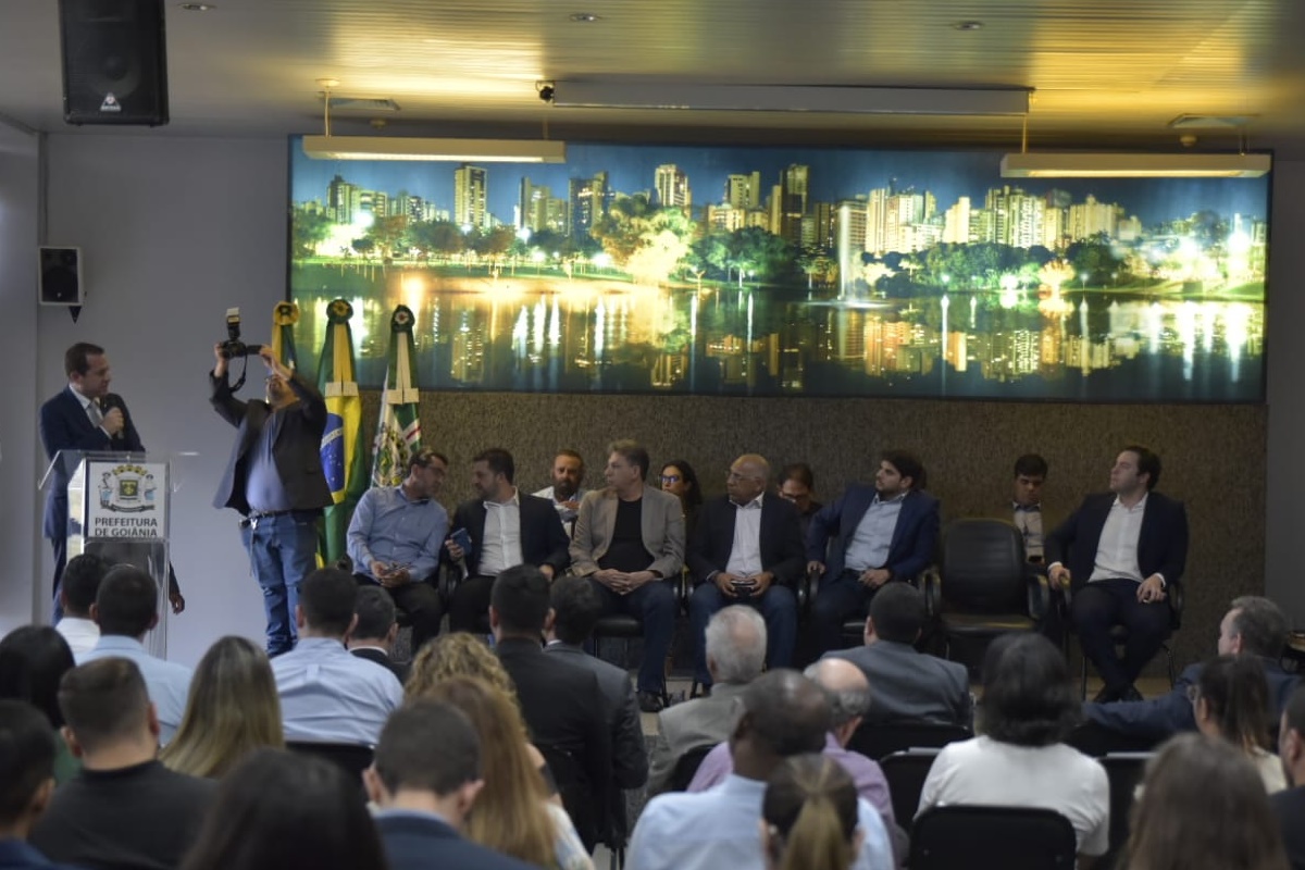 Prefeitura de Goiânia sanciona regulamentação de torres e antenas do 5G