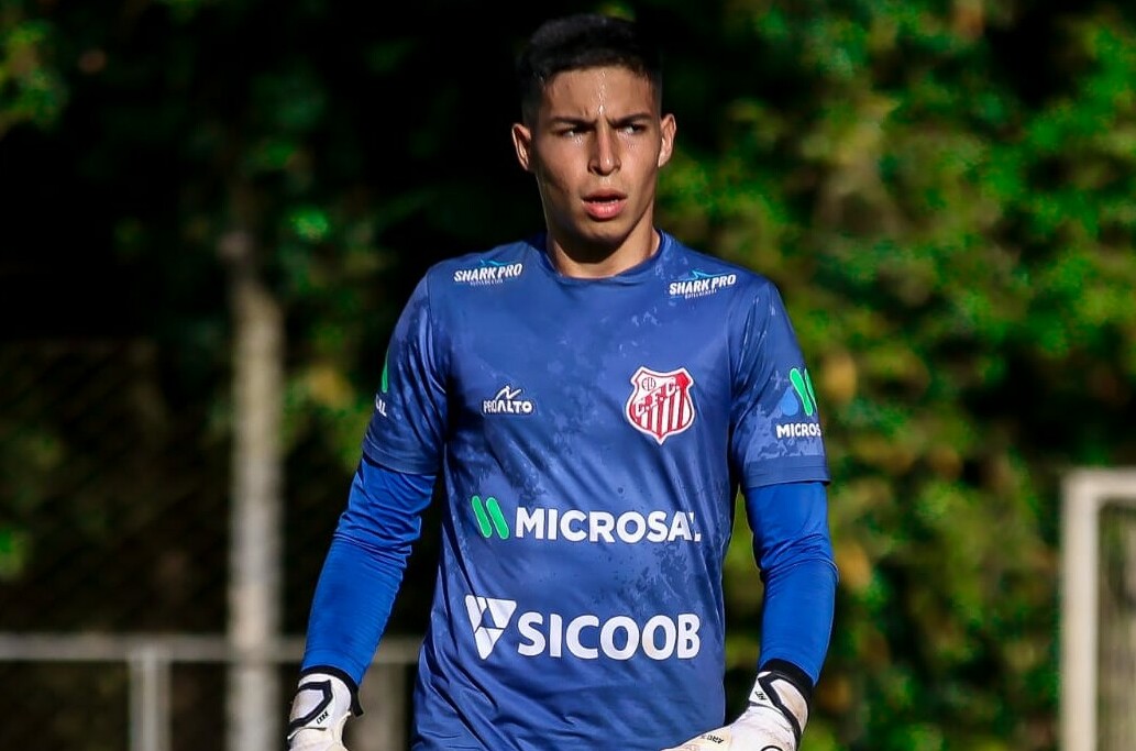 Pedro em sua estreia pelo Capivariano. Foto: Arquivo pessoal