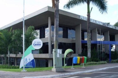 Fachada da Prefeitura de Catalão (Foto: Prefeitura de Catalão)