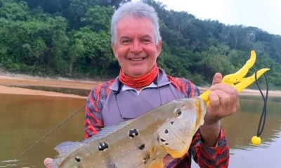 Filho de goiano que morreu em avião no Amazonas jogará cinzas do pai em rio Renato Souza Assis tinha o desejo de ser cremado