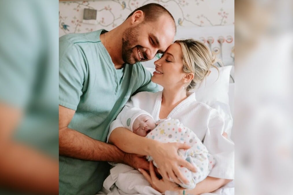 Nasce Jair Henrique, filho de Eduardo e quinto neto de Bolsonaro