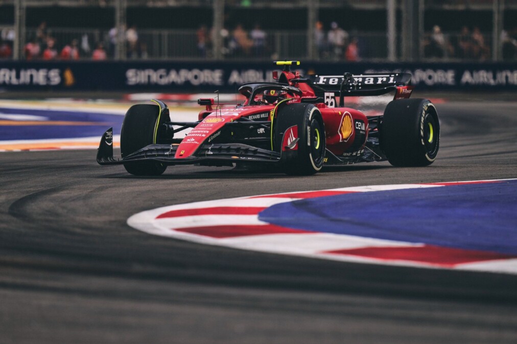 Sainz durante GP de Singapura 2023
