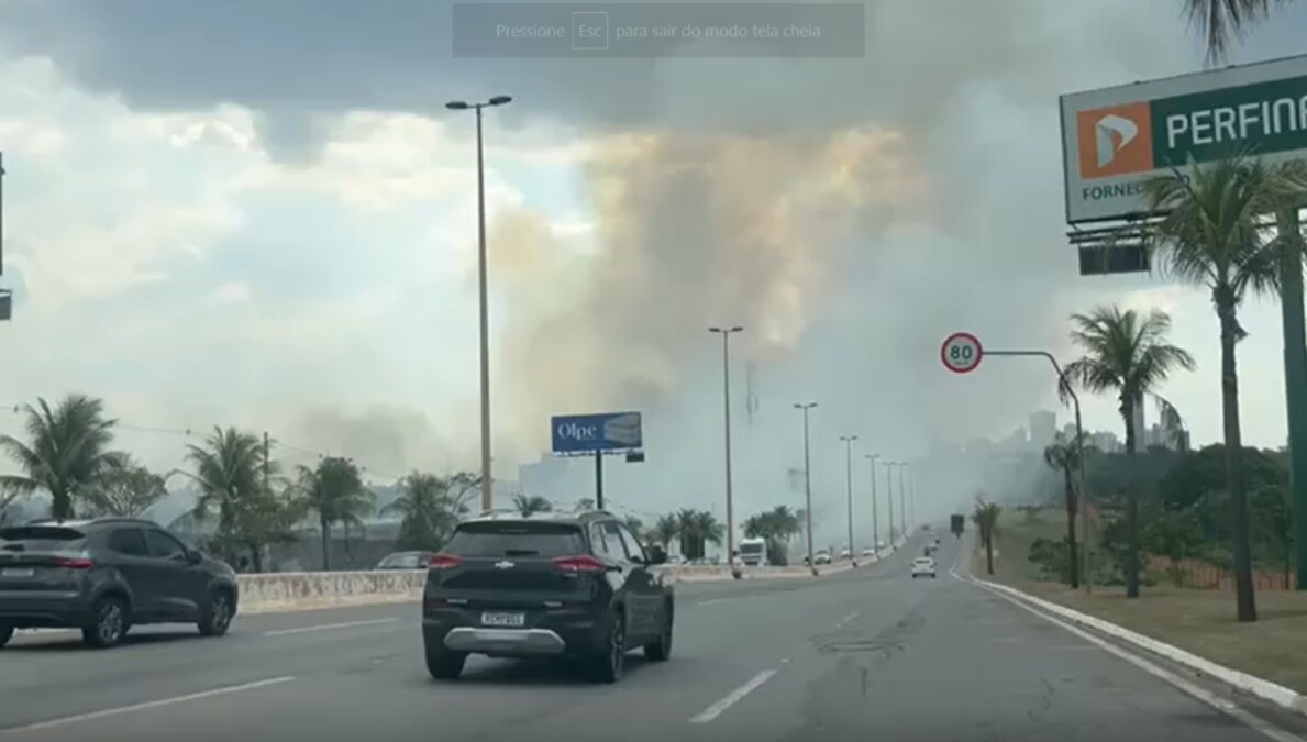 Incêndio na GO-020