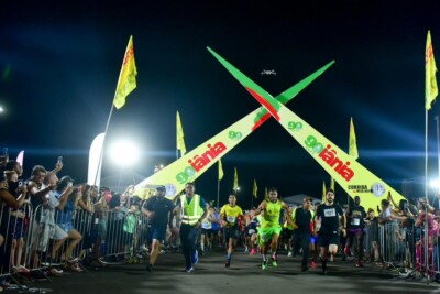 Goiânia 90 anos: mais de 4 mil pessoas participam da primeira Corrida da Meia-Noite