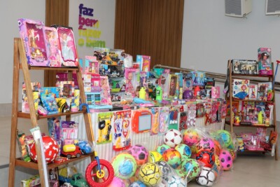 OVG recebe doação de 1,4 mil brinquedos da Polícia Civil