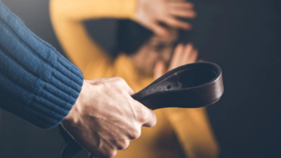 Mulher apanha de cinto do companheiro após descobrir que ele tinha amante, em Santa Isabel