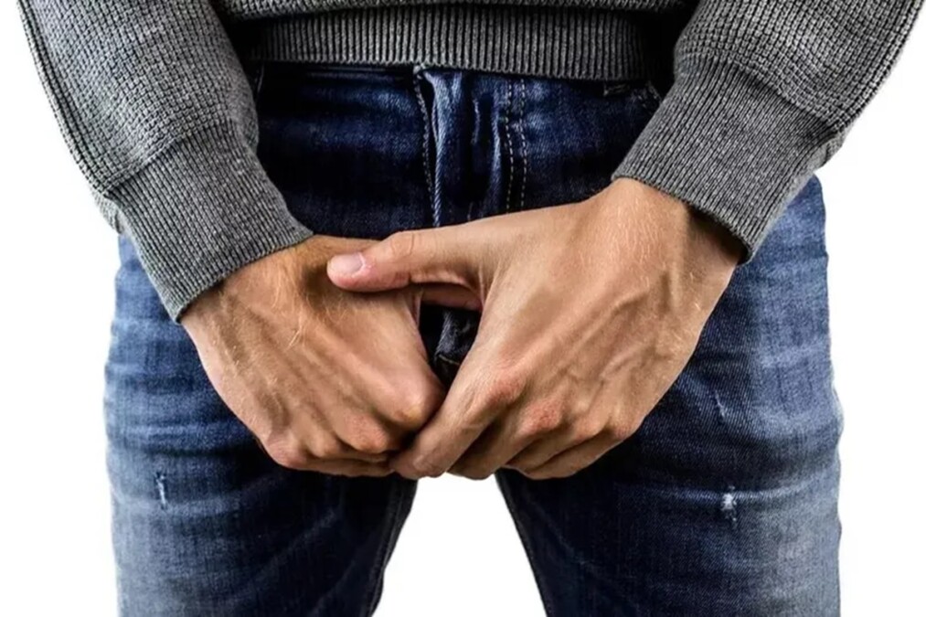 Brasileiro injeta hormônio no pênis para combater dificuldade de ereção e desenvolve disfunção erétil