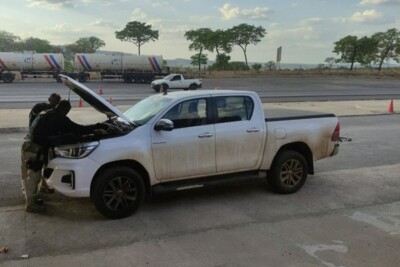 PRF prende duas pessoas e apreende veículo com placa clonada em Simolândia