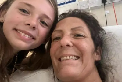 Lisa Jones e sua filha — Foto: Reprodução/Media Wales