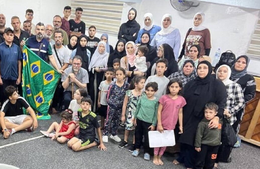 'Não vamos conseguir encontrar água, e cada dia fica pior', diz brasileira em Gaza Shahed al-Banna relata que grupo que tenta sair do país