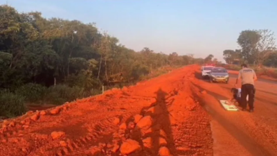 Idoso morre após ser atropelado pelo próprio caminhão durante obra em Jataí