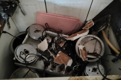 Panela de pressão explode e tampa destrói teto de gesso em casa de Goianésia