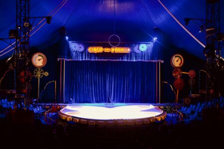 Circo do ator global Marcos Frota chega a Goiânia com espetáculo ‘Alakazan - A Fábrica Mágica’