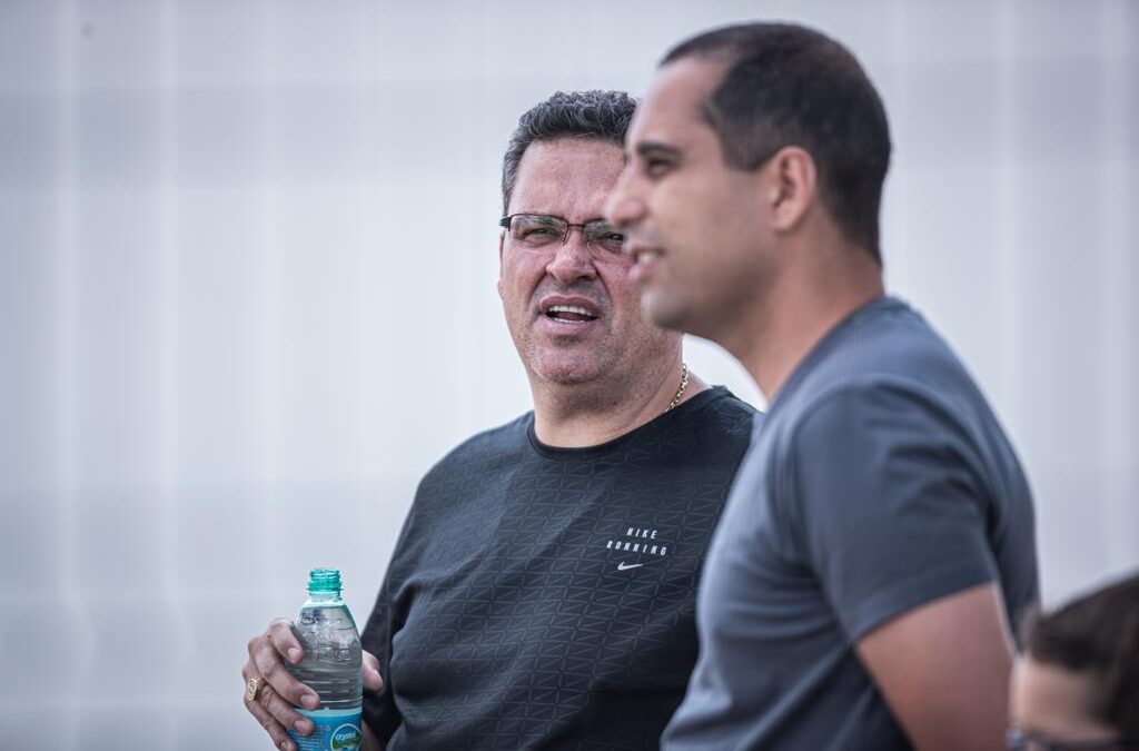 Adson Batista e Hugo Jorge Bravo no CT do Dragão