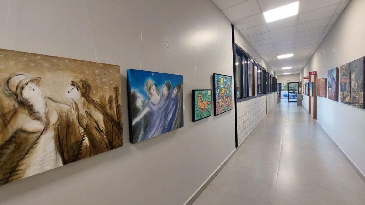 Novo espaço para exposições de artistas goianos está disponível na Casa Thomas Jefferson, em Goiânia (Foto: divulgação).