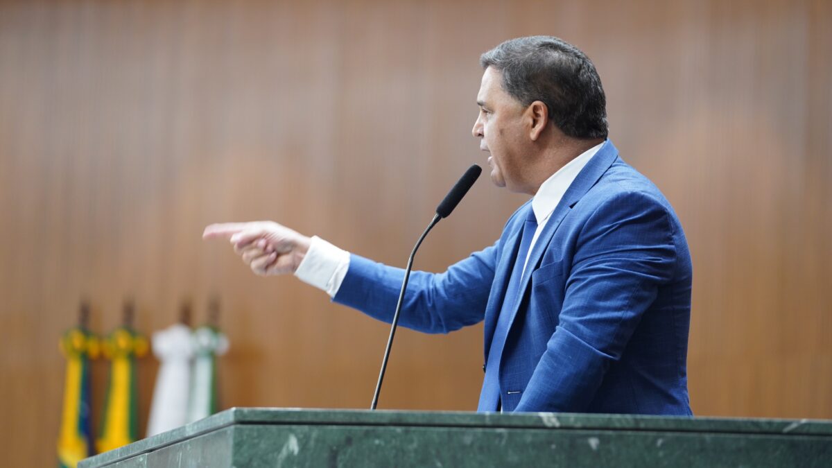 Três dias após infarto, deputado Wilde Cambão deixa UTI e vai para o quarto
