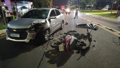 Motociclista morre no dia aniversário após colidir com carro em Anápolis Reinaldo Pereira de Sousa dirigia uma Honda Biz