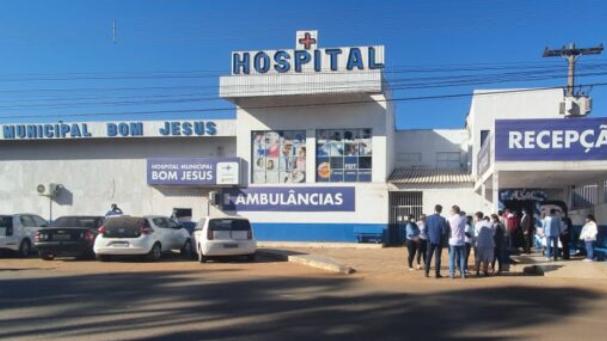 Bebê de 20 dias morre e mãe é suspeita de dormir em cima dela em Águas Lindas