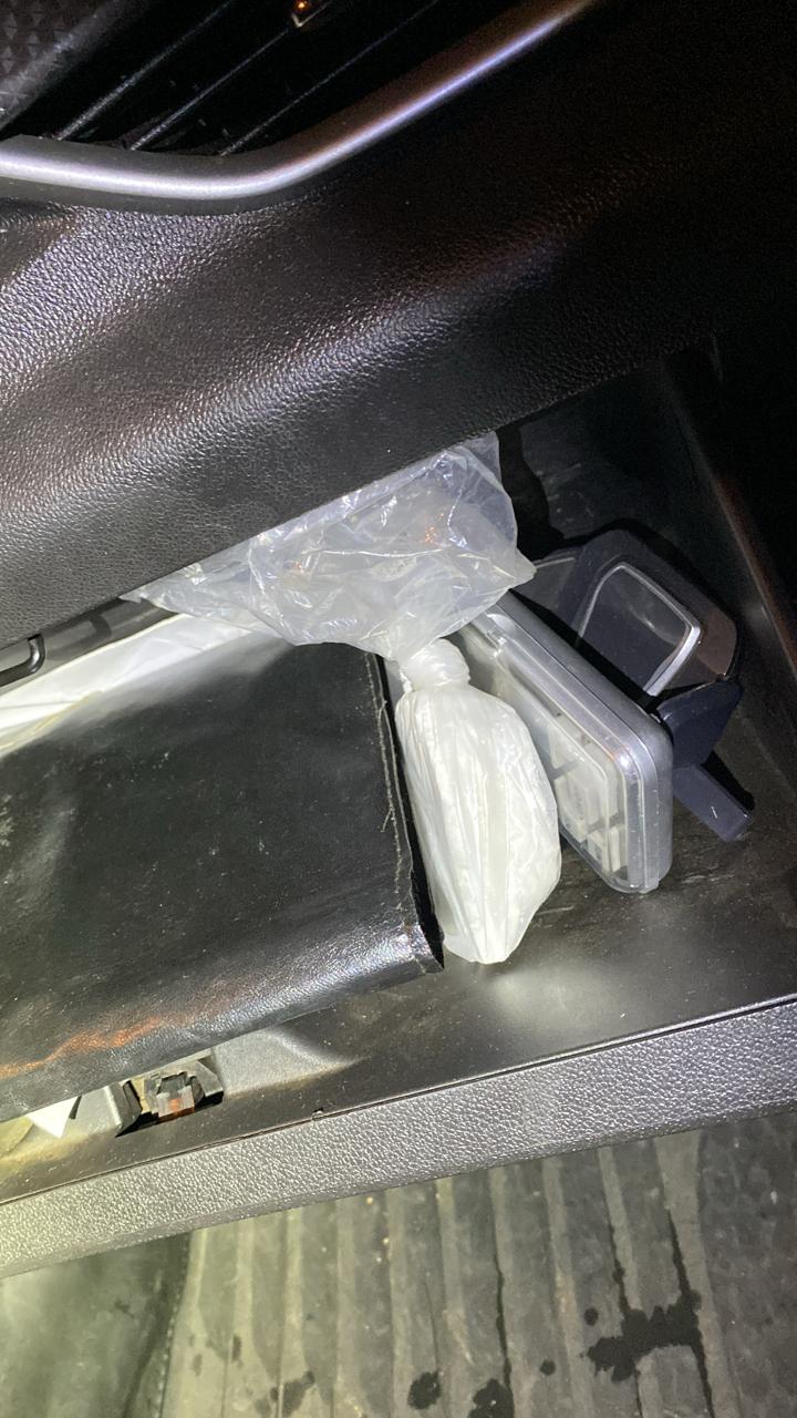 Drogas encontradas no carro de Flávio José (Foto: divulgação/COD)