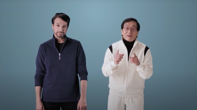 Jackie Chan e Ralph Macchio, que estrelaram filmes separados de “Karate Kid” com décadas de diferença, se unirão para um novo filme ambientado na franquia de artes marciais.