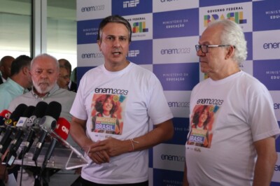 Enem: Prova criticada pela direita foi 86% elaborada no governo Bolsonaro Presidente do Inep disse que exame não demoniza o agronegócio