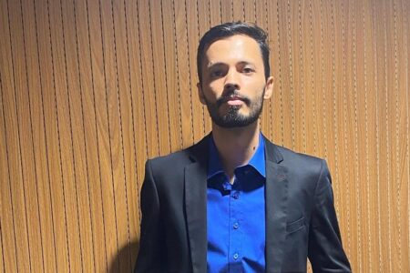 Oposição ao prefeito de Iporá, acusado de atirar contra a ex, foca no impeachment e articula 2024