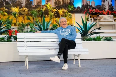 Carlos Alberto de Nóbrega se recupera de acidente doméstico em hospital de SP Artista sofreu queda em sua casa de campo no último sábado (11)