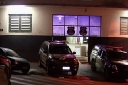 Suspeito foi encaminhado à Polícia Civil de Anápolis (Foto: Reprodução - Redes Sociais)