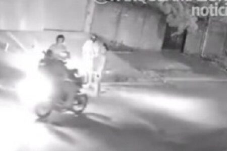 Polícia apreendeu revólver usado pelo integrante da Força Jovem do Goiás Homem é preso após tomar camiseta de torcedor do Vila Nova com arma