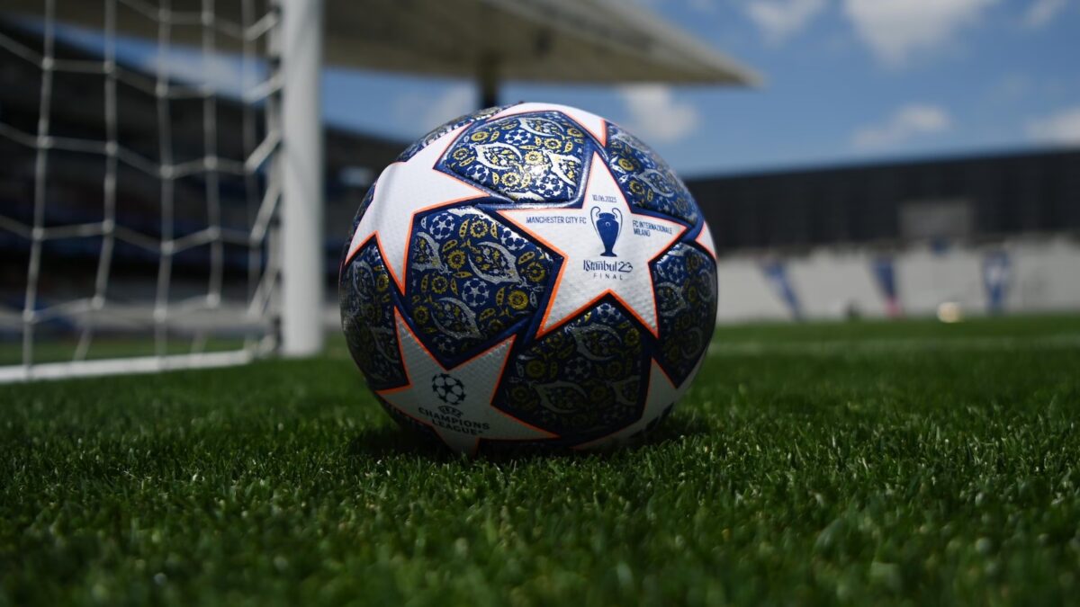 Bola oficial da Liga dos Campeões final